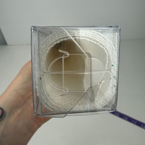 Charles Craft Creative World DMC White Aida 14 Count Cross Stitch Cloth 20x24in - Picture 10 of 16